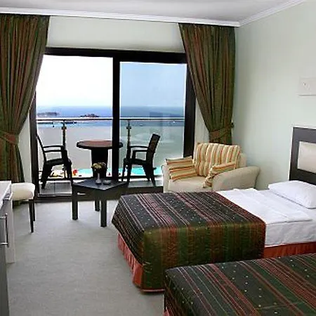 Odelia Kusadası